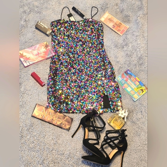 Sequin Mini dress size Medium. - Picture 5 of 5